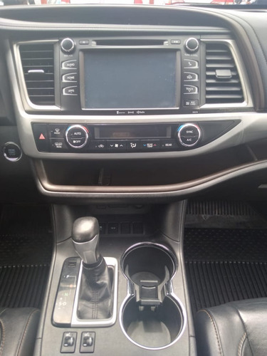 Imagen 14 de 15 de Toyota Highlander 3.5 Xle 2017
