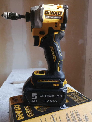 Atornillador De Impacto Atomic Dewalt' Dcf850b