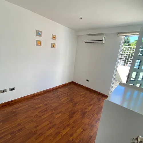 Casa En Venta En La Trinidad
