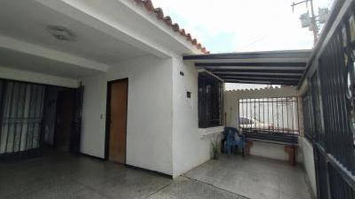 Imagen 10 de 10 de Venta De Casa En Las Quintas De Naguanagua Cód. 140470