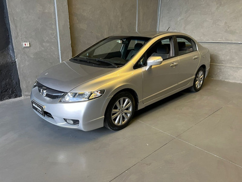 Honda Civic 1.8 Lxl Flex 4p