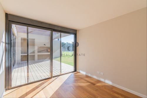 Casa De 3 Dormitorios En Alquiler Huertas De Los Horneros