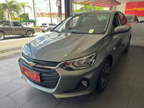 Chevrolet Onix plus 1.0 Lt 4p