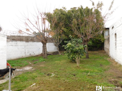 Imagen 13 de 13 de Casa En Padrón Único Con Entrada Para Varios Vehículos