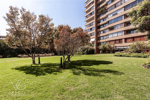 Imagen 2 de 13 de Departamento En Venta De 4 Dorm. En Las Condes