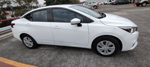 Nissan Versa 1.6 Advance Cvt