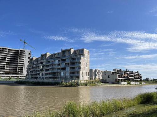 Venice - Tigre - Excelente Departamento De 3 Ambientes En Venta