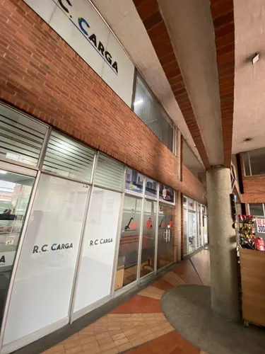 Local En Arriendo/venta En Franco. Cod V17234
