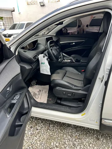 Peugeot 5008 1.6 Allure