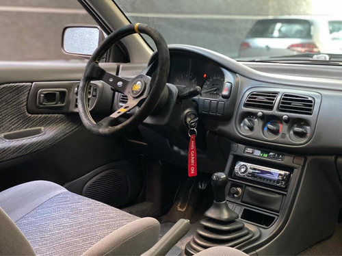 Imagem 9 de 10 de Subaru Impreza 1.8 Gl Sedan 4x2