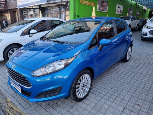 Imagen 8 de 13 de Ford Fiesta Kinetic Design 2015 1.6 Se 120cv