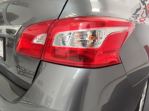 Imagen 11 de 15 de Nissan Sentra 2019