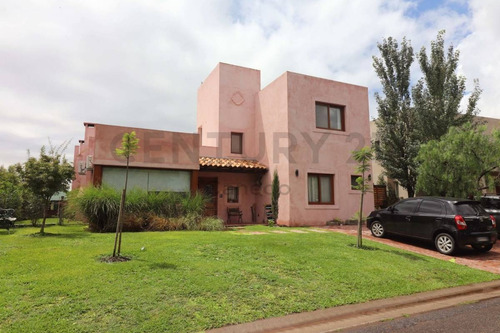 Imagen 1 de 30 de Hermosa Casa En Barrio Lagos Del Norte