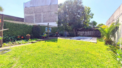 Imagen 29 de 30 de Casa 5 Ambientes Venta Piscina Cochera Ramos Mejia