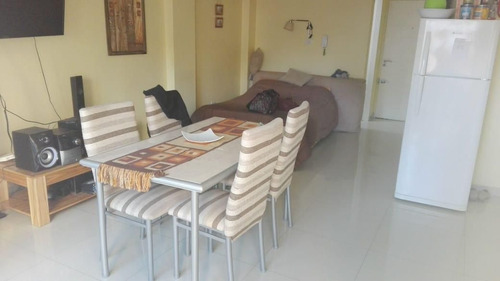 Imagen 3 de 5 de Venta Departamento 1 Amb Castelar Norte