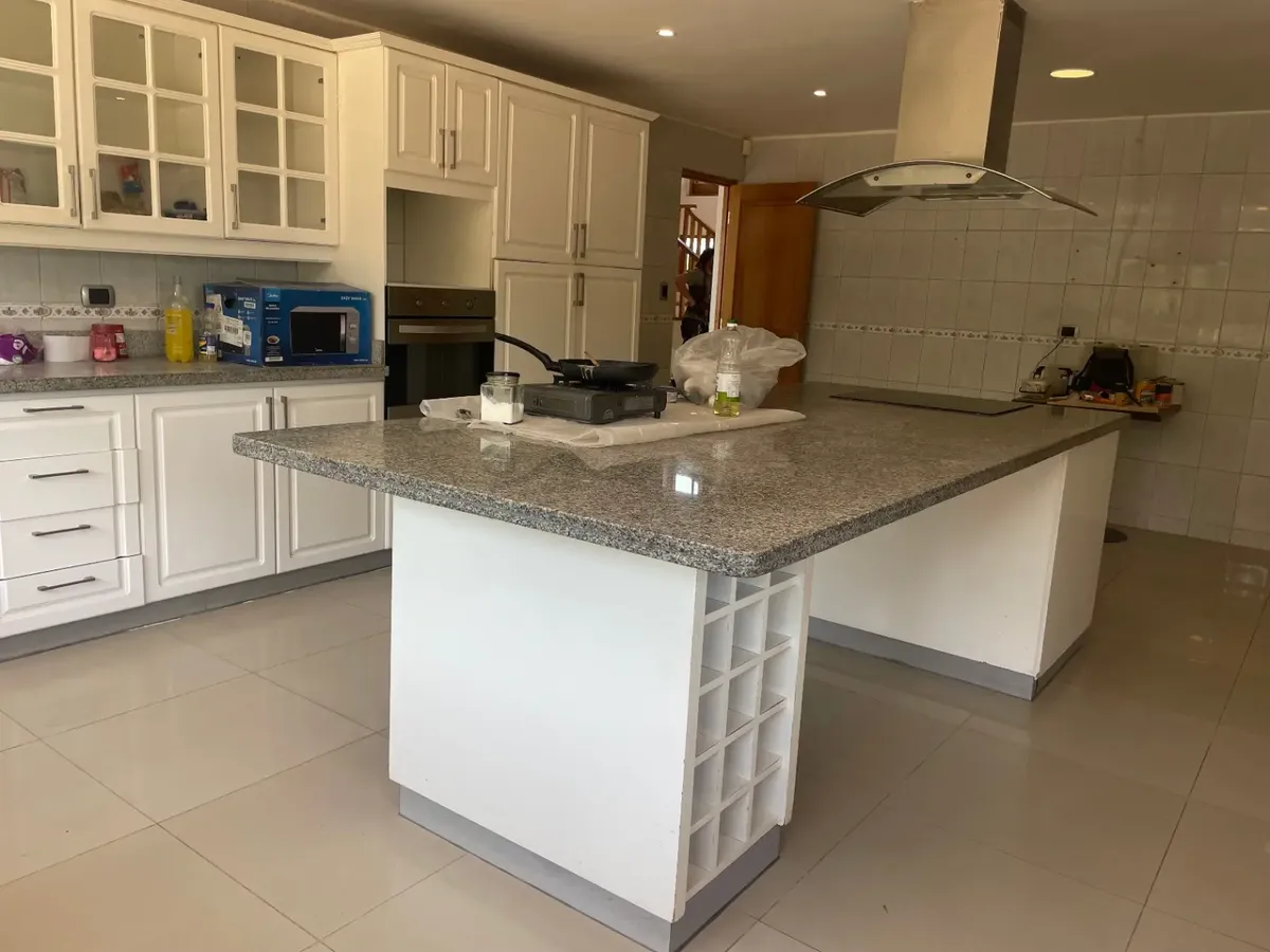 Imagen 2 de 30 de Venta Casa Mantagua Con Estacionamiento