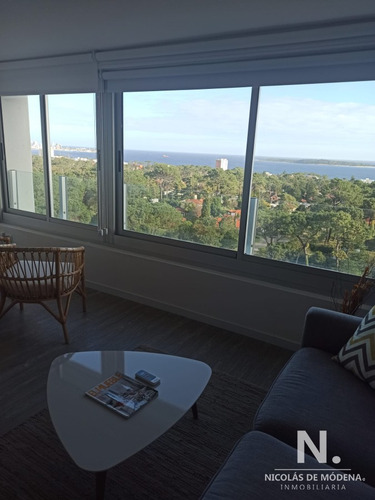 Venta Apartamento De 1 Dormitorio En Av. Roosevelt, Punta Del Este