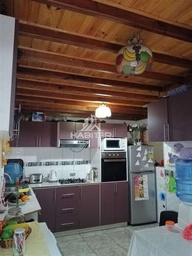 Casa En Venta De 4 Dorm. En Los Angeles