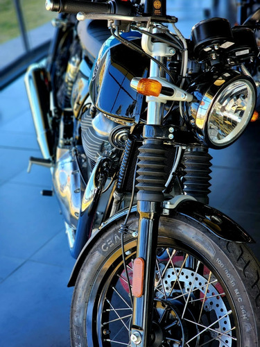 Imagen 3 de 9 de Royal Enfield Continental Gt