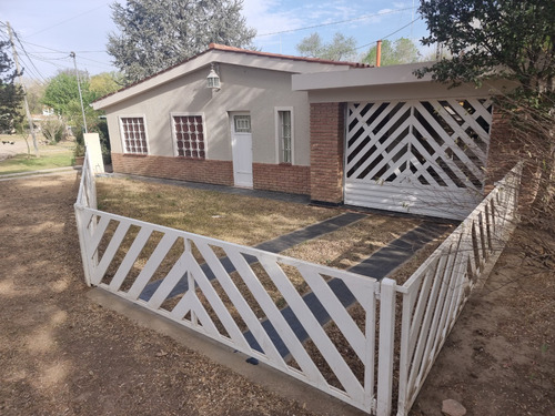 Casa Venta Santa Rosa De Calamuchita 4 Dormitorios A 50 Metros Del Rio Excelente Ubicación Santa Rosa Del Rio Escritura