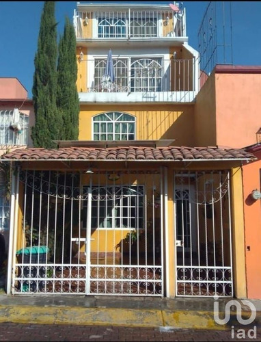 Venta Casa 4 Ambientes Real Del Bosque