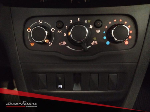 Imagen 11 de 14 de Renault Logan Zen 1.0 2022 0km