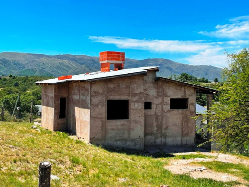 Casa A Terminar Con Impactante Vista A Las Sierras! Villa Giardino, Córdoba - Oportunidad De Inversión!