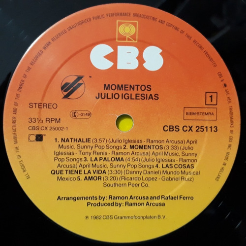 Lp - Julio Iglesias - Momentos - 1982 - Imp - Disco De Vinil (Usado)