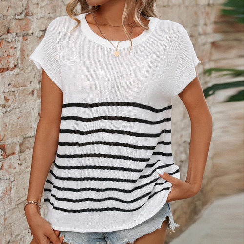 Top Con Cuello Redondo Y Mangas Raglán A Rayas For Mujer
