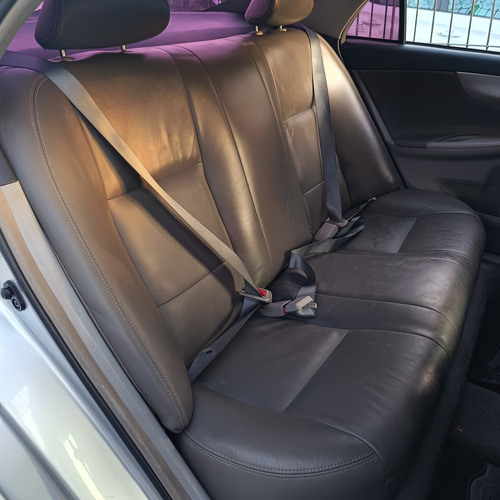 Toyota Corolla 1.8 16v Xli Flex Aut. 4p