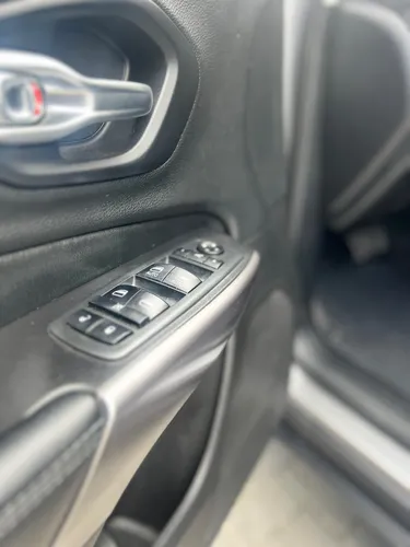 Jeep Longitud Modelo 2020