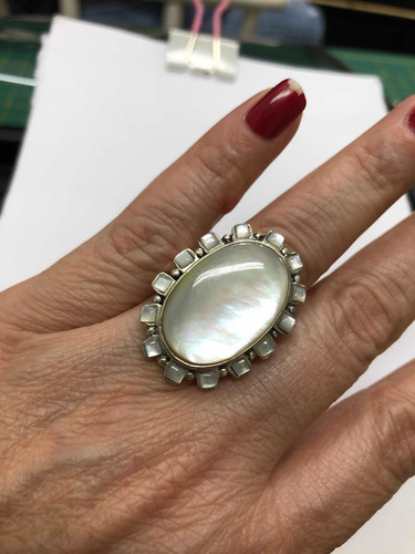 Imagem 1 de 5 de Anel Feminino Madrepérola Marcassita Prata De Lei 925 19