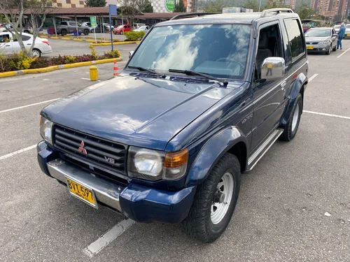 Mitsubishi Montero 3.0 V13