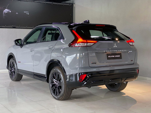 Mitsubishi Eclipse Cross 1.5 Hpe Black Turbo Cvt 5P