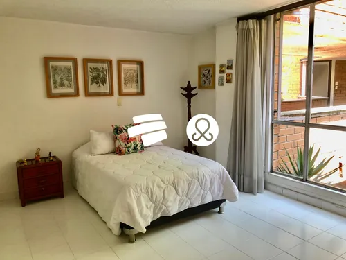 Apartamento En Venta En Poblado Loma De Los Parra Con Terraza Y 2 Jacuzzis
