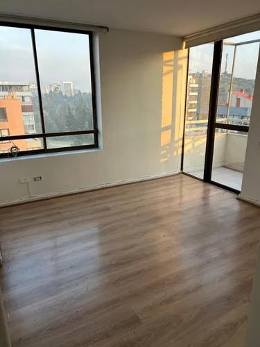 Excelente Depto. A Pasos Del Parque Bicentenario