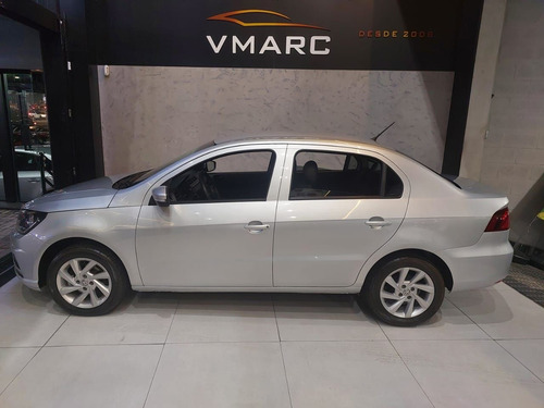Volkswagen Voyage 1.0 12V MPI TOTAL