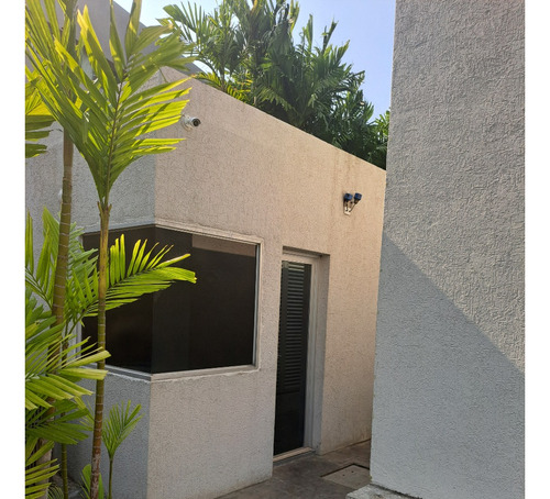 Venta Hermosa Villa, Conjunto Residencial Las Villas, Solarium, Muelle, Planta Electrica, Negociable