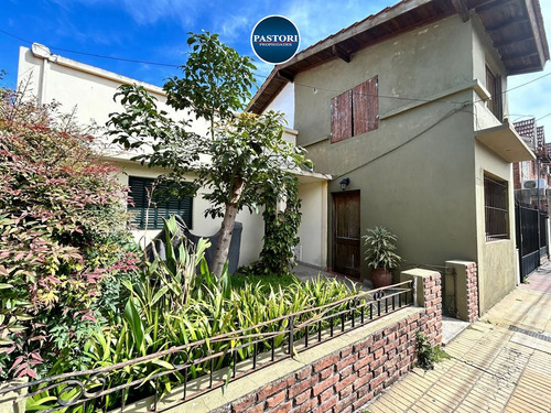 Venta De Casa En Martinez Dividida En Dos Unidades