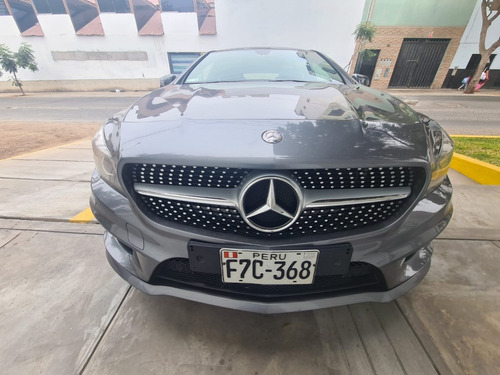 Imagen 3 de 20 de Mercedes Benz Cla 200 Amg Coupé 2014