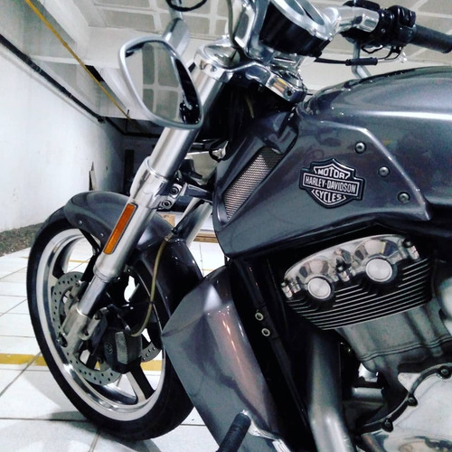 Imagem 3 de 10 de Harley Davdison Vrod