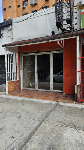 Se Alquila Local Comercial