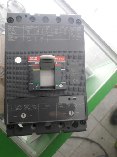 Interruptor Termomagnetico  Abb De 250 A