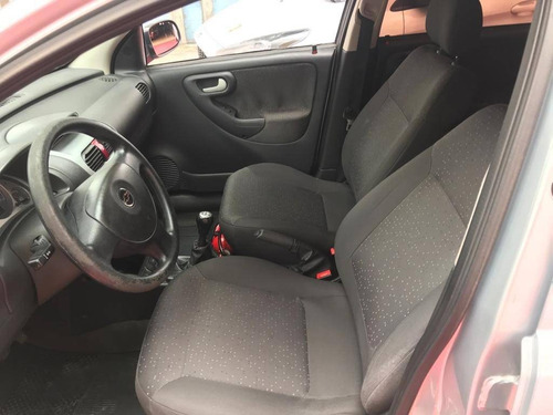 Chevrolet Corsa 1.4 Mpfi Premium Sedan 8v Flex 4p Manual