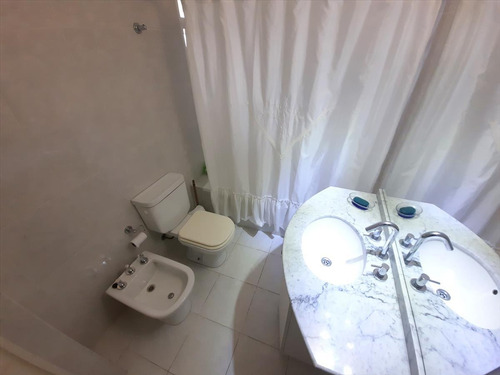 Vendo Apartamento Dos Dormitorios Playa Mansa Punta Este