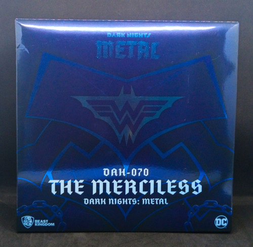 Figura Batman The Merciless Beast Kingdom Batman: Metal