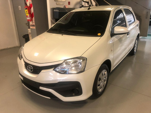Toyota Etios X 1.5 Manual 5p Hatchback