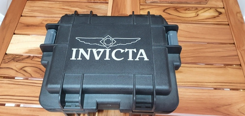Relógio Invicta Akula
