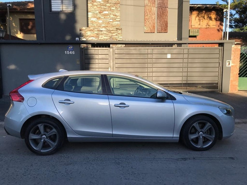 Volvo V40 1.6 T4 Momentum