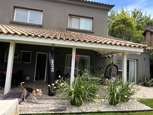 Casa En Venta En Bermudas, Pilar, G.b.a. Zona Norte